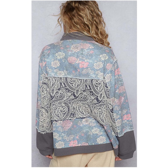 POL Floral Print Paisley Lace Half Zip Waffle Knit Long Sleeve Top - Picture 2 of 7